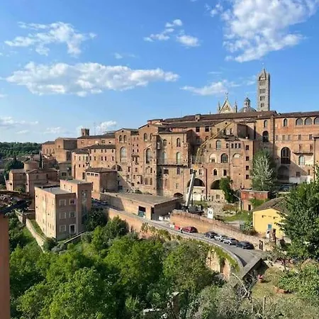 Apartman A Due Passi Dal Duomo *
